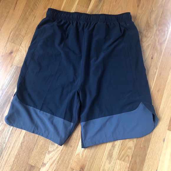 Nike Dri-fit Shorts - Picture 3 of 4